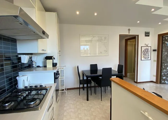 The Landscape - Modern Lecco