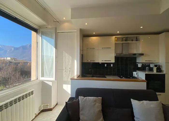 The Landscape - Modern * Lecco