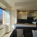 The Landscape - Modern * לקו